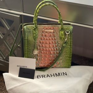 Small Caroline Melbourne